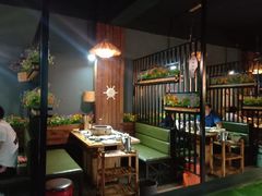 大堂-秋语木桶鱼.酸菜鱼(开发区火车站店)