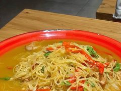 -先启半步颠小酒馆(常熟万达广场店)