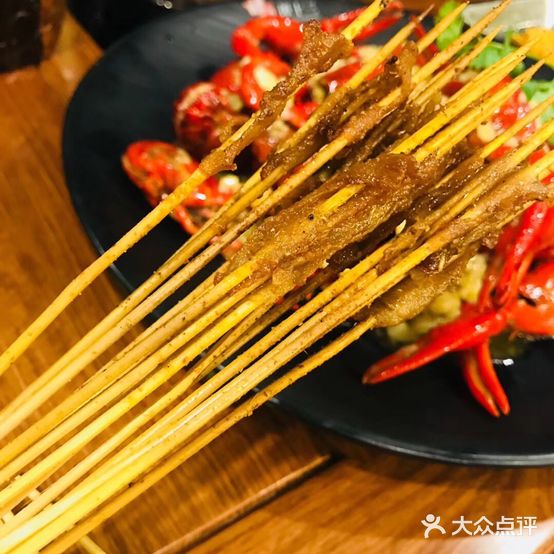 小回子烧烤(章江北大道店)