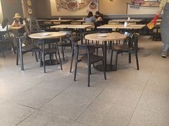 -必胜客(WOW贺州灵峰店)