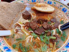 -金杨拉面王小吃面馆·牛三宝面·红烧牛肉粉