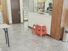 -亲回家吃饭餐厅(黄陂店)