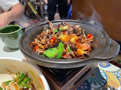 -云海肴·汽锅鸡·云南菜(天山百盛优客店)