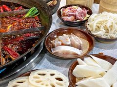 -正贰捌经重庆老火锅(建设路店)