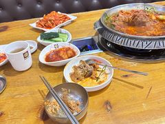 -喇喇排骨火锅·传统韩式脊骨汤(望京西园总店)