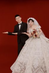 -挪娅婚纱摄影皇家会所