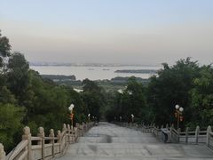 -广州莲花山旅游区