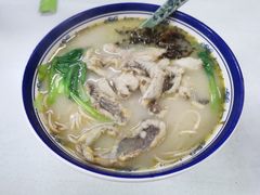 招牌黄鱼面-明呈黄鱼面馆(斜土路店)