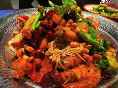 -辣尚瘾·烤鱼·新川菜(交大直营店)