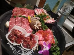 猫抓全家福-猫爪爪原切自助烤肉(观音桥阳光世纪店)