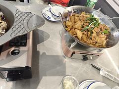 -丹水桥地锅鱼·翘嘴鲌·地方特色全鱼宴(丹江口大坝店)
