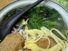 -柴爿巷·香酥鸡&馄饨(复兴中路店)
