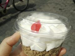 -红宝石·鲜奶小方·海派西点房(金杨店)