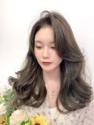 -Hello Lady发型设计