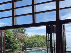 -亚龙湾喜来登·美景台大堂吧