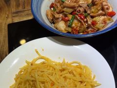 -萬家灯火·私房湘菜·22年老手艺(南岭大道店)
