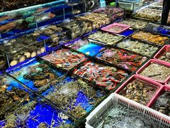 -霞涌市场海鲜摆卖区