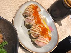 -枝魯枝魯自助料理