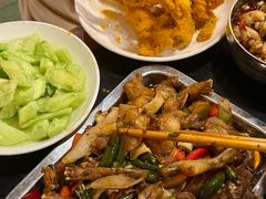 -鸿顺老铁锅美蛙鱼府(解放碑店)