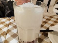 -新大咀港式茶餐厅(宝山万达店)