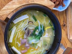 -桥香园过桥米线(国贸店)