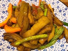 -蜜桃餐厅·伴山(绿宝广场店)