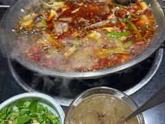 -小饕荟雅安贡椒鱼鲜馆(广福桥店)