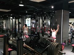 -一兆韦德健身(张杨路店)