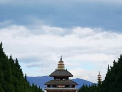 -三塔倒影公园