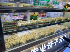 面包甜点陈列柜-袁记云饺(瞿溪路店)