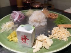 -得意咚瓜·顺德鱼生·冬瓜火锅(深圳首店)