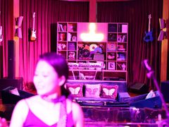 -The Penthouse酒吧