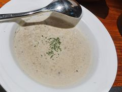 奶油菌菇汤-秀·爱尔兰餐吧(上海路店)