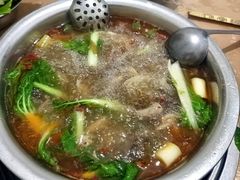 -黑竹沟新场牛肉火锅