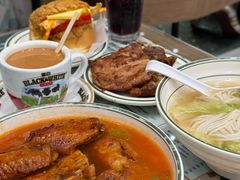 番茄浓汤鸡翅猪扒通粉-华嫂冰室(尖沙咀店)