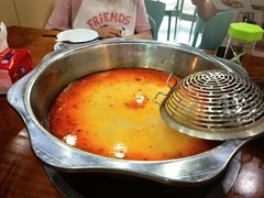 -老何家后安粉·糟粕醋海鲜火锅(三亚湾椰梦长廊店)