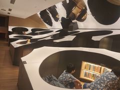 -涨巢·潮玩水疗局