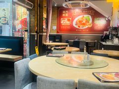 -滋味满屋美食坊(上海街店)