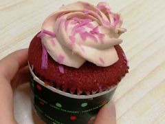 草莓杯子蛋糕-星巴克(上海南站店)