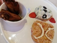 -水桶王国主题餐厅·聚会·生日派对·亲子活动·家庭套餐(亚龙湾希尔顿店)