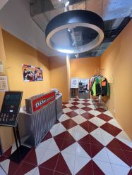 -Devilhands Barbershop男士理容店