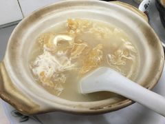 鸡煲花胶鱼翅-添發碗仔翅美食