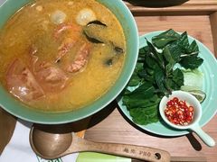 冬阴功海鲜汤米粉-越弥越南传统美食馆