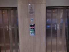 -汉庭优佳(上海恒隆广场南京西路地铁站店)