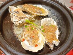 蒜蓉焗生蚝-恭喜上堓砂锅焗·海鲜大排档(闵行龙湖店)