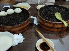 -舒小笼松针小笼包