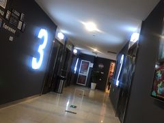 -至潮影城(庆春路锦和大厦店)
