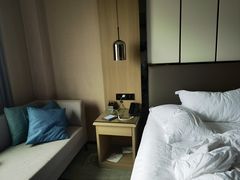 -华海酒店(茂名高铁站店)