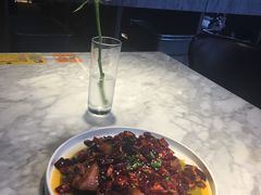 张家沱香辣蹄-懒人盐府人家(航天桥店)