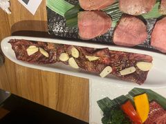 -炼火烤肉店